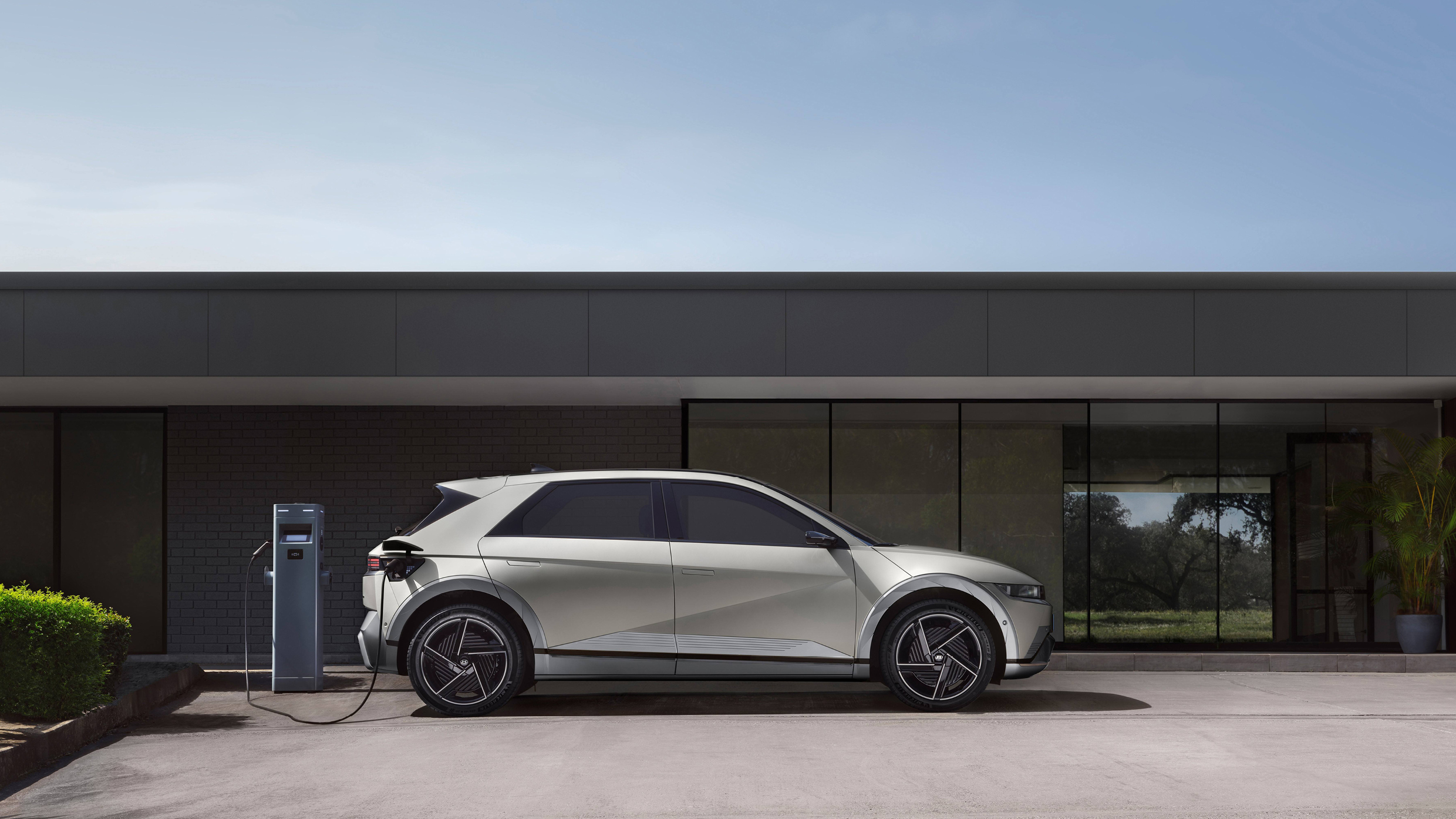 Charging Hyundai’s The new IONIQ 5
