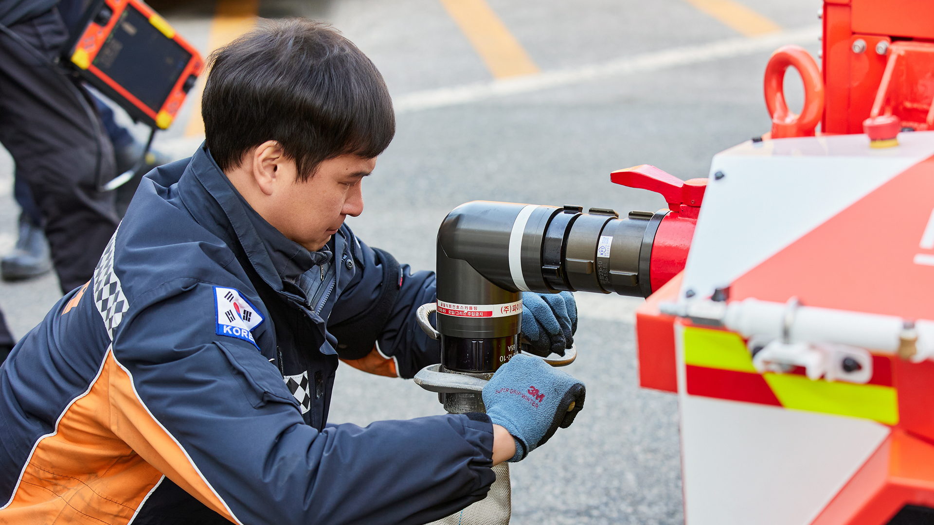 Junyoung Jeon, Fire Sergeant