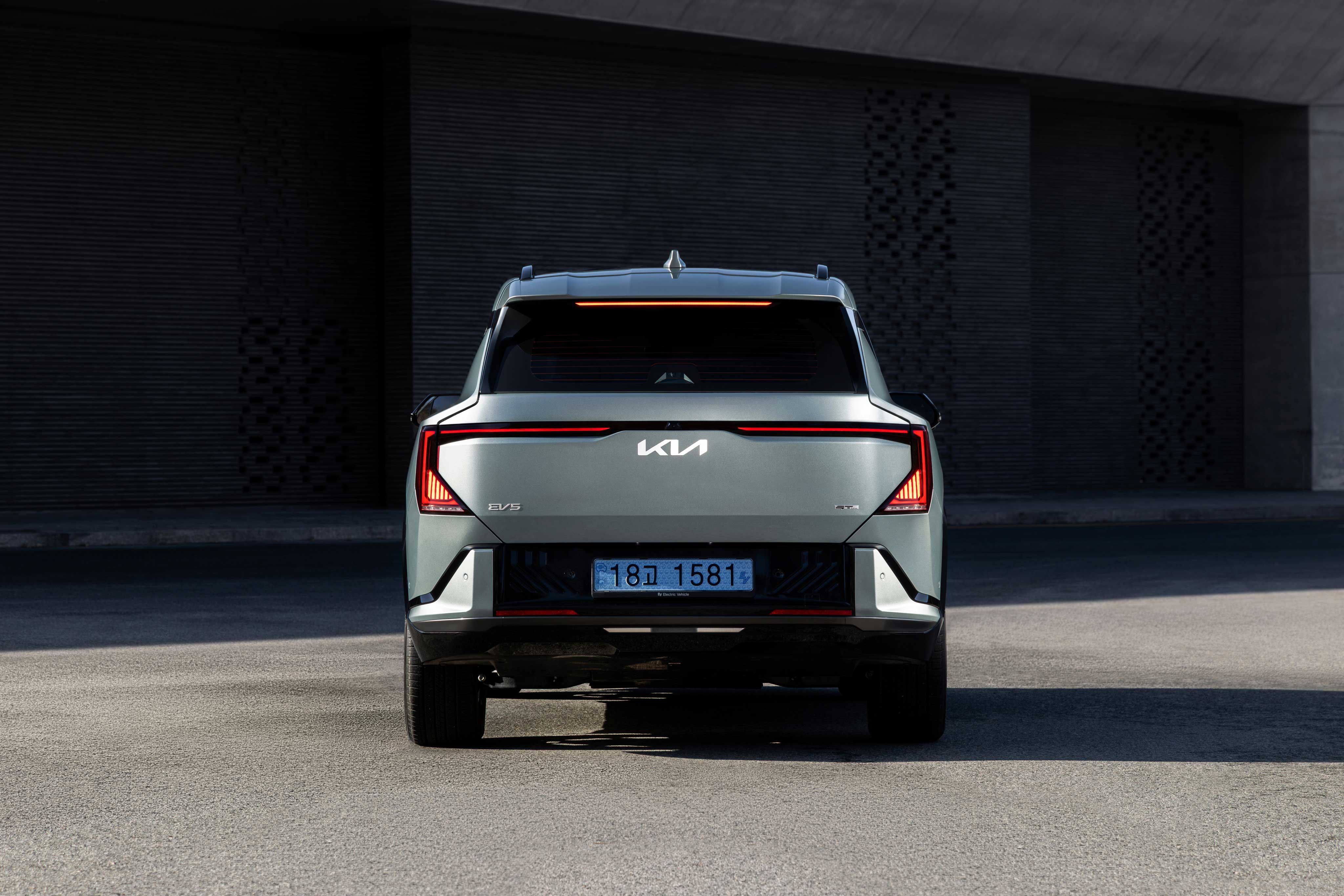 EV5 GT-line 후면
