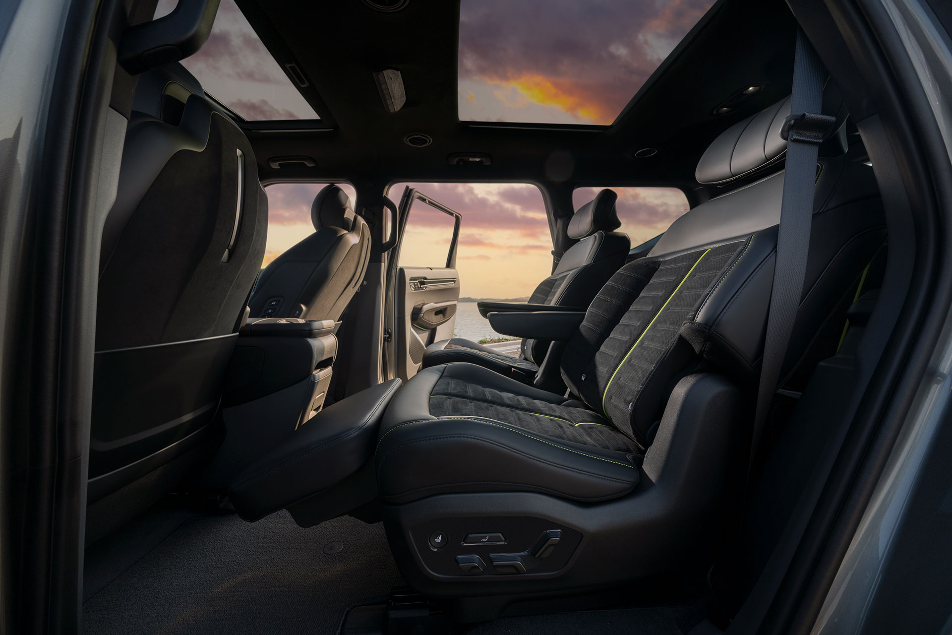 Rear seats of the EV9 GT viewed from the side.