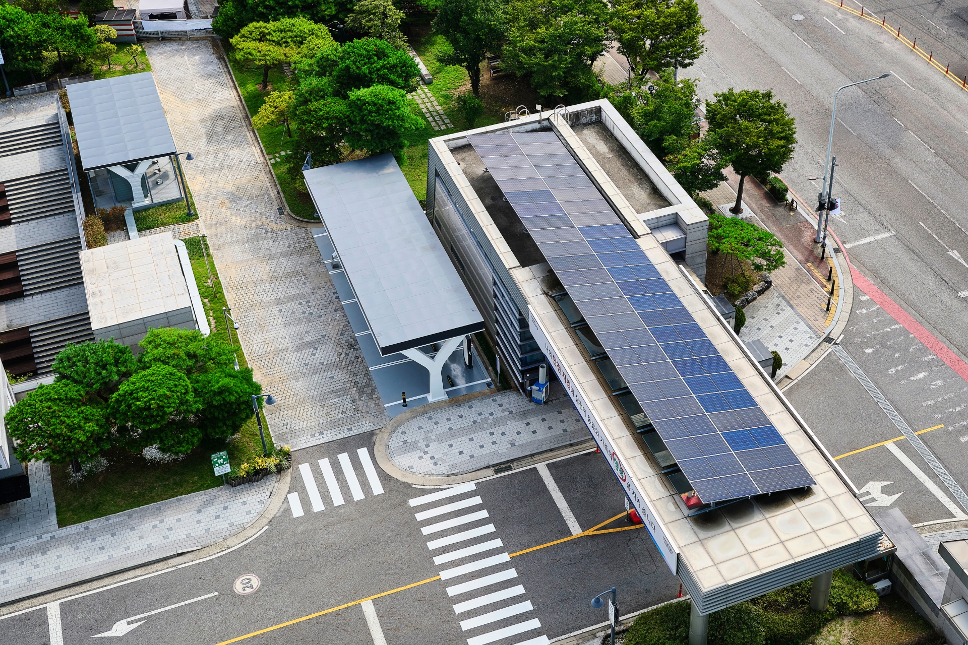 Hyundai Kefico's EV charging station viewed from above